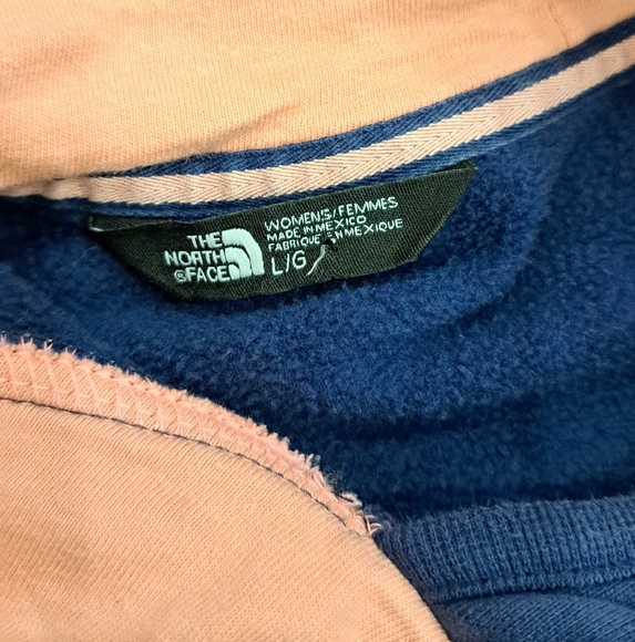THE NORTH FACE Women's Hoodie - Picture 5 of 5